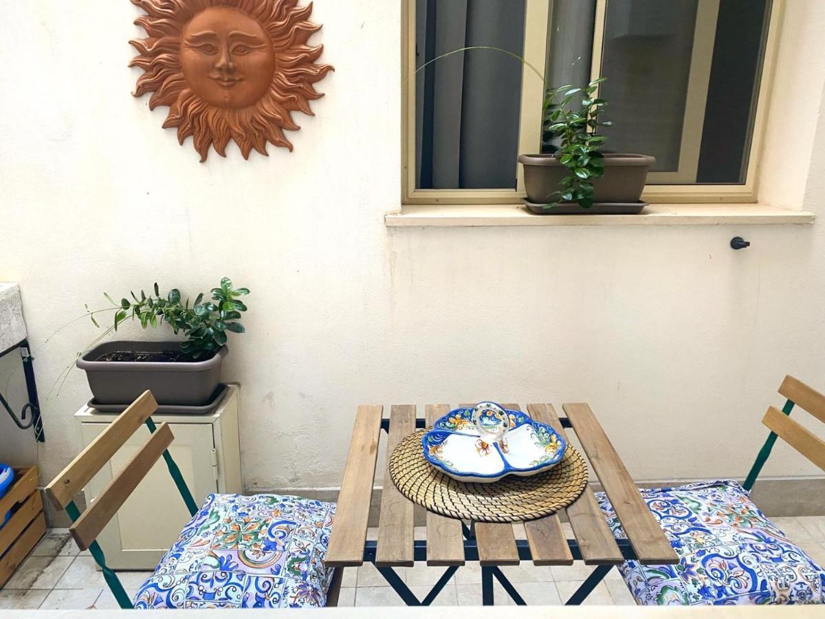 Apartment Alfonzetti-5 Min Walk To Central Train And Bus Station Catania Exterior photo